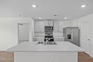 562 Draymore Dr NE, Leland, NC 28451 - Photo 3