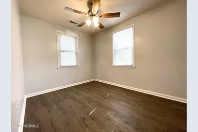 516 Elm Street, Jacksonville, NC 28540 - Photo 9
