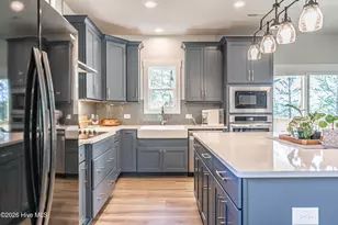 613 Watauga Ln, Aberdeen, NC 28315 - Photo 5