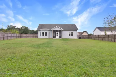 102 Conley Hills Drive, Richlands, NC 28574 - Photo 23
