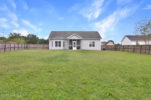 102 Conley Hills Dr, Richlands, NC 28574 - Photo 23