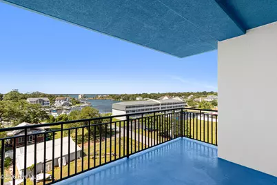 4425 Arendell Street #402 Harborside Club, Morehead City, NC 28557 - Photo 9