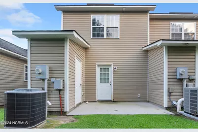 802 Springwood Drive, Jacksonville, NC 28546 - Photo 15