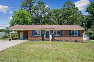 1910 Carolina Cir, Goldsboro, NC 27530 - Photo 1