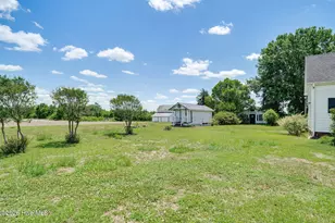 1352 Cornwallis Rd, Rose Hill, NC 28458 - Photo 43