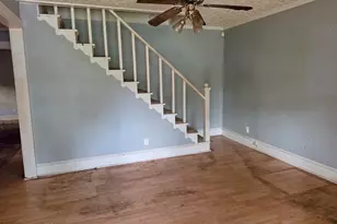 1011 E 6th St, Washington, NC 27889 - Photo 5