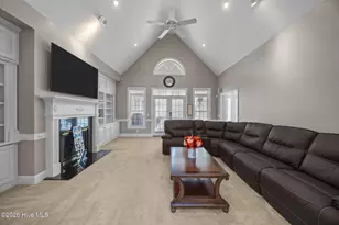 2094 Autumn Dr, Kinston, NC 28501 - Photo 7