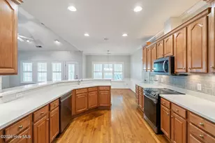 621 Blue Point Dr, Wilmington, NC 28411 - Photo 23