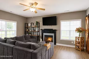121 Moonstone Ct, Jacksonville, NC 28546 - Photo 3