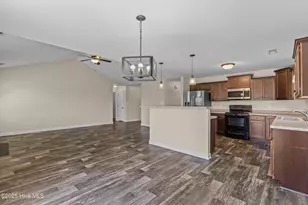 120 Prospect Dr, Richlands, NC 28574 - Photo 9