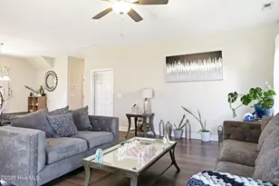 203 Broadleaf Dr, Jacksonville, NC 28546 - Photo 9