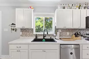 1295 Moore Town Rd, Rocky Point, NC 28457 - Photo 15