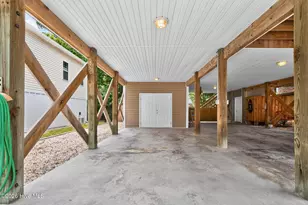 306 NE 46th St, Oak Island, NC 28465 - Photo 35