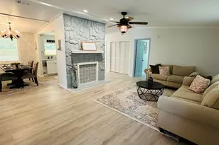 138 Simmons St, Trenton, NC 28585 - Photo 3