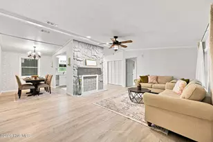 138 Simmons St, Trenton, NC 28585 - Photo 5
