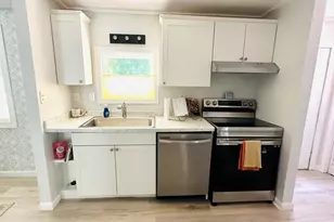 138 Simmons St, Trenton, NC 28585 - Photo 5