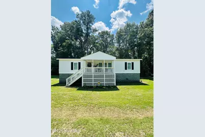 138 Simmons Street, Trenton, NC 28585 - Photo 1