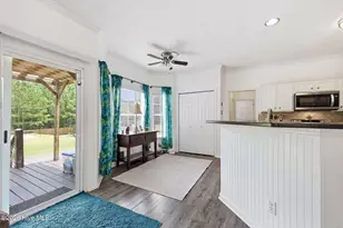 209 Middle Ridge Dr, Hubert, NC 28539 - Photo 17