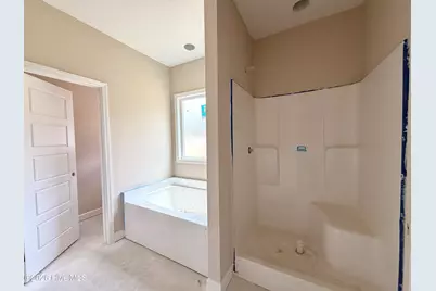 3760 Chatsworth Drive, La Grange, NC 28551 - Photo 9