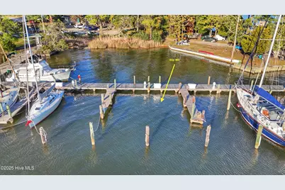 414 Whittaker Point Road #W-6, Oriental, NC 28571 - Photo 3