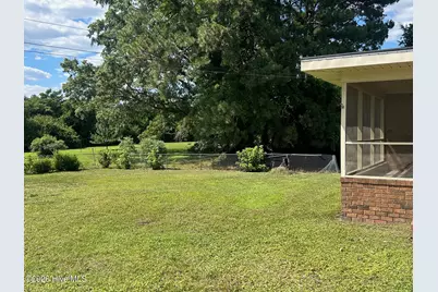 307 N Railroad Street, Macclesfield, NC 27852 - Photo 7