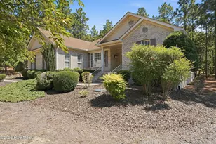 105 Woodall Ct, West End, NC 27376 - Photo 3