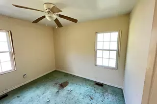 121 Forest Pl, Aberdeen, NC 28315 - Photo 1