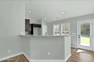 186 Windfield Ln, Holly Ridge, NC 28445 - Photo 9
