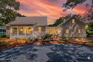 502 W Brown St, Southport, NC 28461 - Photo 1