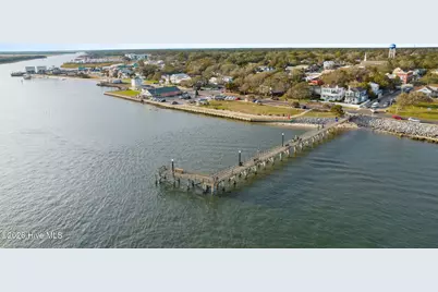 502 W Brown Street, Southport, NC 28461 - Photo 79