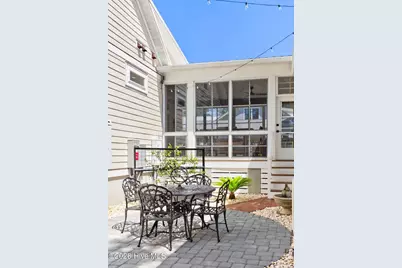 502 W Brown Street, Southport, NC 28461 - Photo 9