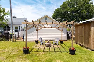 205 E Grubb St, Hertford, NC 27944 - Photo 27