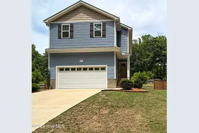 704 Pinecrest Street, Carthage, NC 28327 - Photo 1