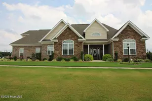 102 Mandarin Dr, Pikeville, NC 27863 - Photo 1