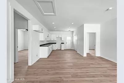 528 Mary Lou Lane SW, Supply, NC 28462 - Photo 3
