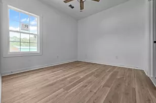 528 Mary Lou Ln SW, Supply, NC 28462 - Photo 5