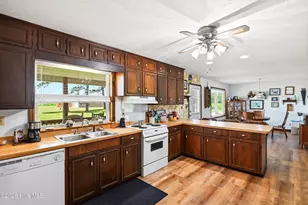 2665 US Hwy 117, Burgaw, NC 28425 - Photo 21