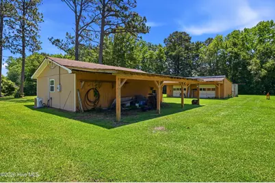 2665 US Hwy 117, Burgaw, NC 28425 - Photo 9