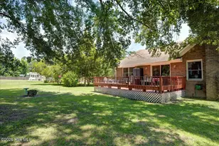 217 Pinewood Dr, New Bern, NC 28562 - Photo 47