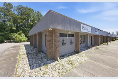 1329 S Glenburnie Road #Unit B, New Bern, NC 28562 - Photo 1