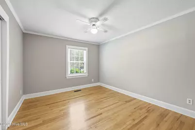 214 Crestline Boulevard, Greenville, NC 27834 - Photo 17