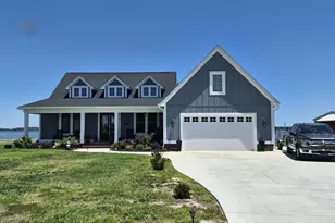 124 Durant St, Hertford, NC 27944 - Photo 1