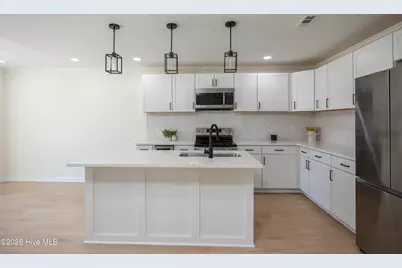 103 Harmon Street, Clinton, NC 28328 - Photo 3