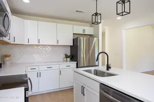 103 Harmon St, Clinton, NC 28328 - Photo 5