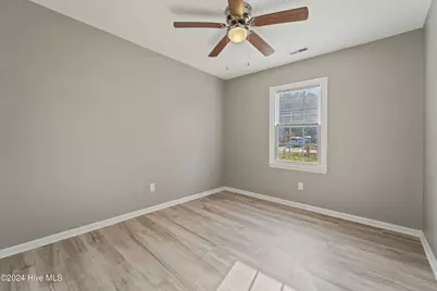 608 Mallard Drive, Jacksonville, NC 28540 - Photo 11