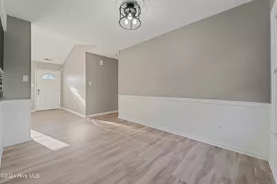 608 Mallard Drive, Jacksonville, NC 28540 - Photo 5