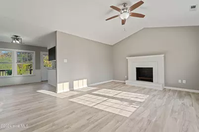 608 Mallard Drive, Jacksonville, NC 28540 - Photo 3