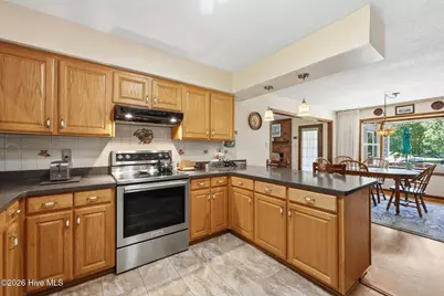 4903 Creekside Drive, New Bern, NC 28562 - Photo 13