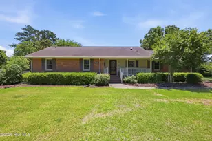 4903 Creekside Dr, New Bern, NC 28562 - Photo 1