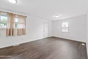 403 Nelson Dr, Jacksonville, NC 28540 - Photo 5